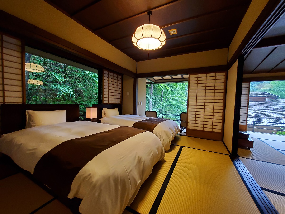 介山荘特別室ツインベッド